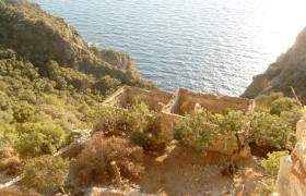 Afkule - uralte Klostermauern - hinter Kayaköyü-Kinali - © Regina F. Rau Germany